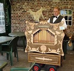 Seniorenmiddag met Keverberger Muzikanten en draaiorgels (24 aug.)