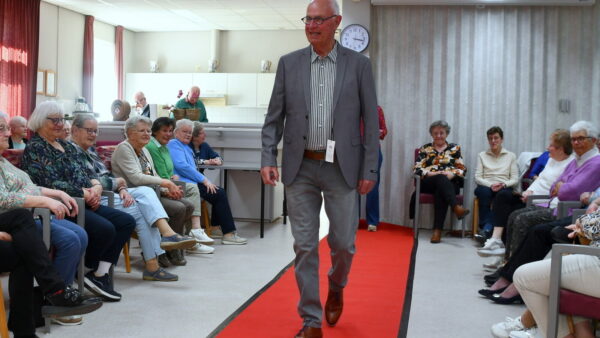 2025-0407_KBO_Winkelke_modeshow (6)